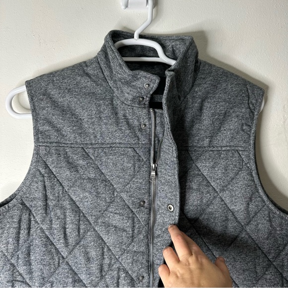 Banana Republic Men's Large Vest Quilted Gray Button Up EUC - Picture 5 of 6
